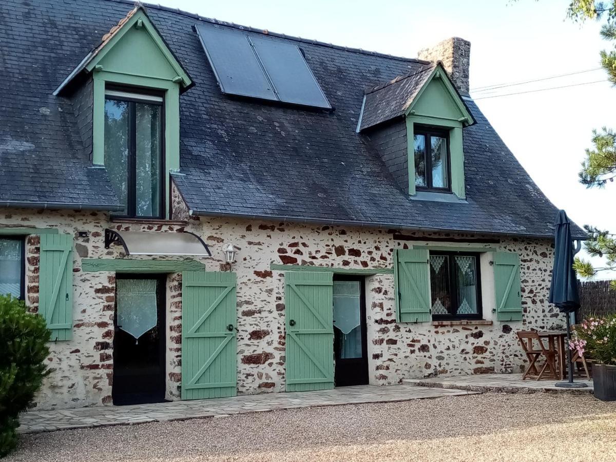 Chambre D Hote La Roussiere Saint-Ouen-Des-Toits Екстер'єр фото